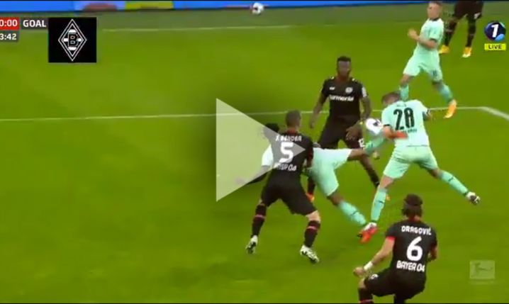 Genialny gol Lazaro skorpionem! To trzeba zobaczyć... [VIDEO]